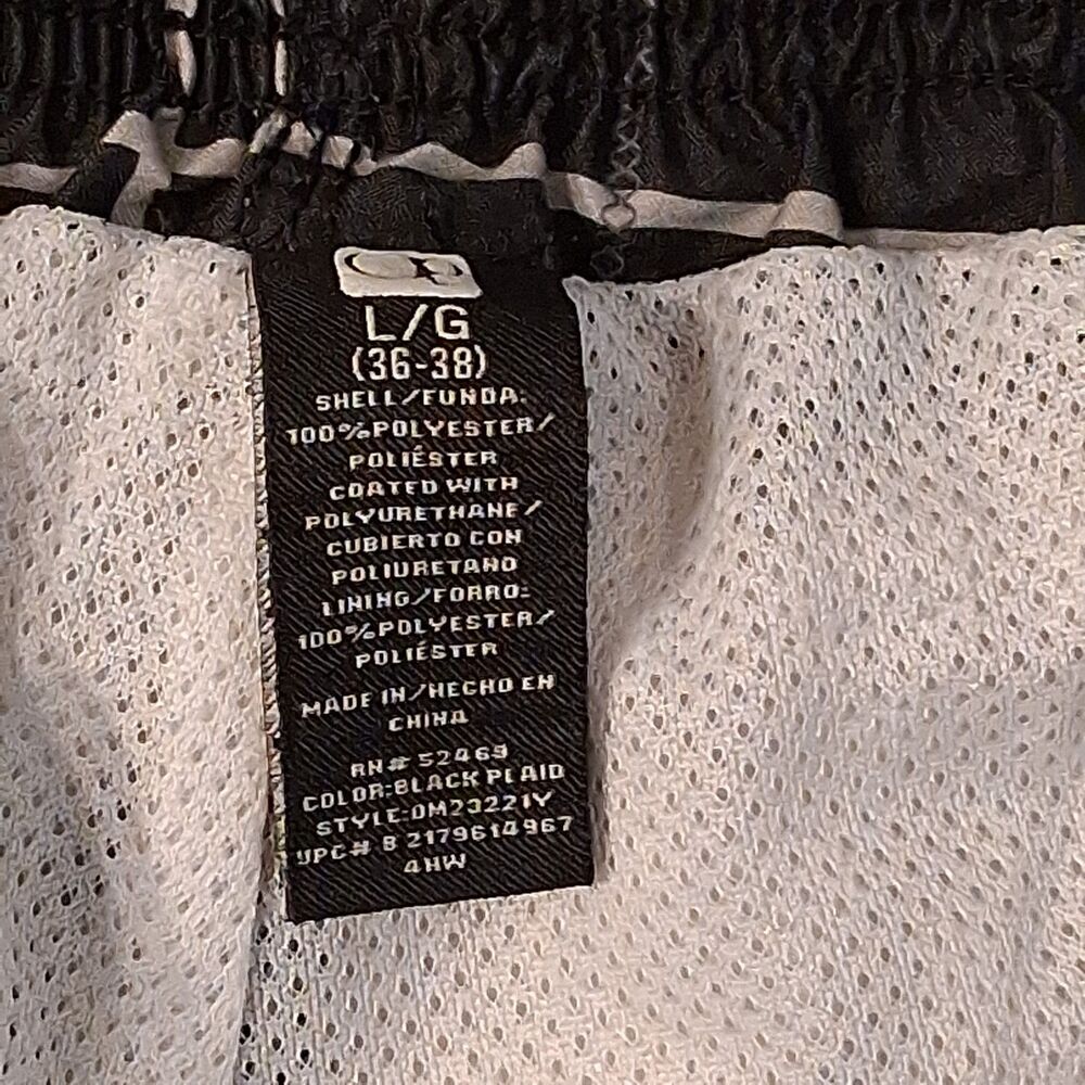 OP Ocean Pacific Black Plaid Board Shorts Swim Trunks Cargo Pocket Mens L - Picture 2 of 9